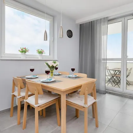 Trzy Zagle - City View With Balcony By Renters شقة *