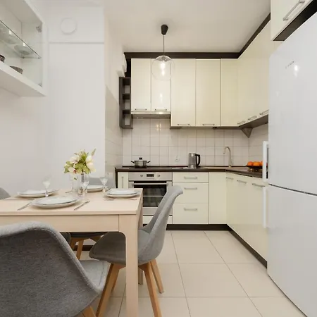 Trzy Zagle - City View With Balcony By Renters *
