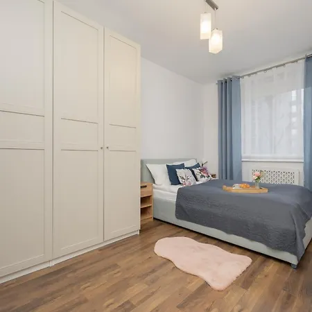 Trzy Zagle - City View With Balcony By Renters شقة *